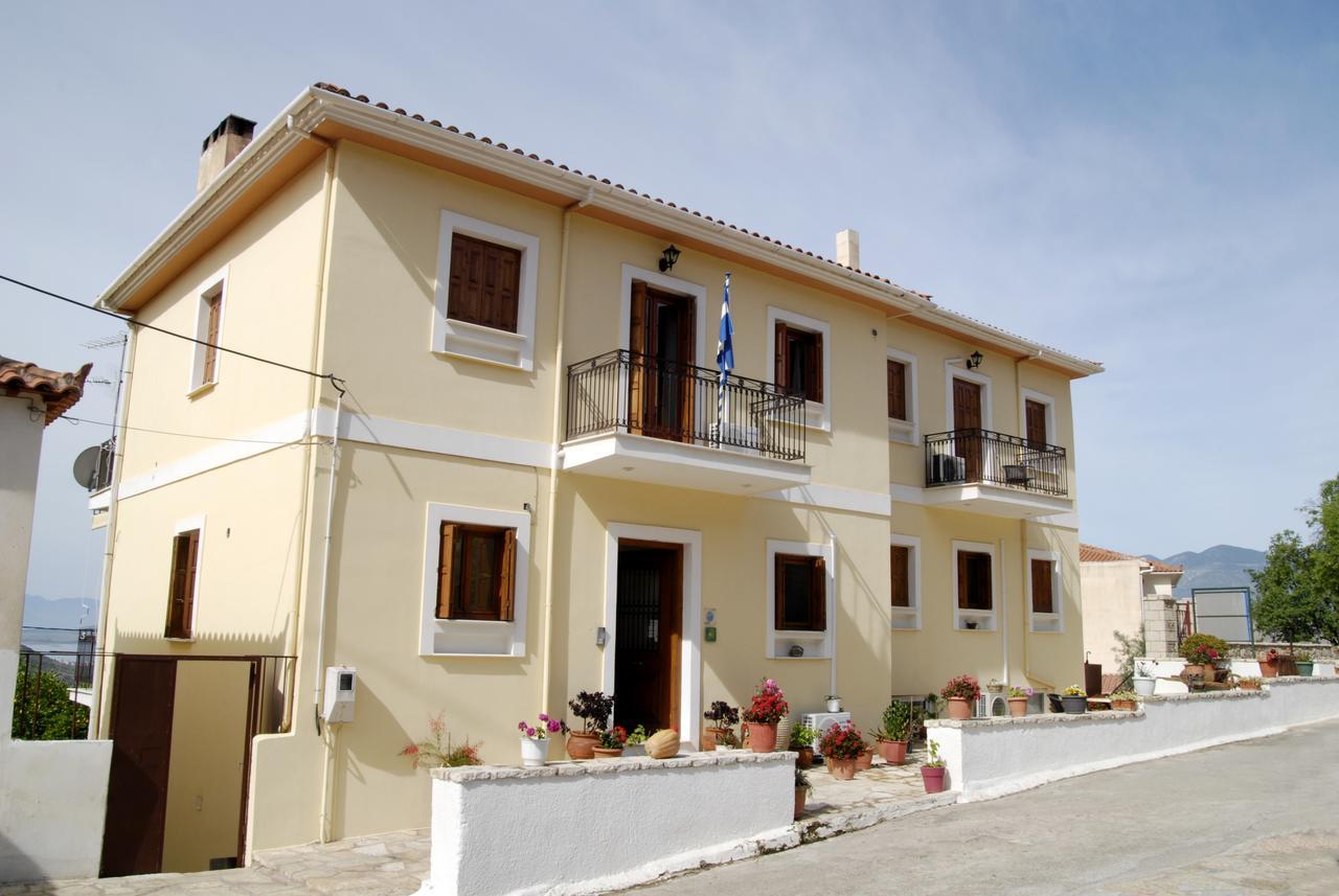Xenonas Chrisso Hotel Delphi Exterior photo