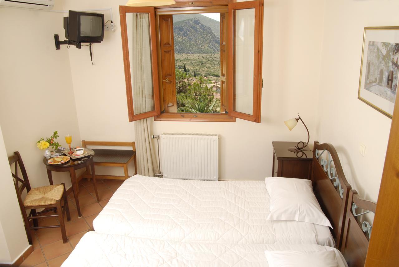 Xenonas Chrisso Hotel Delphi Exterior photo